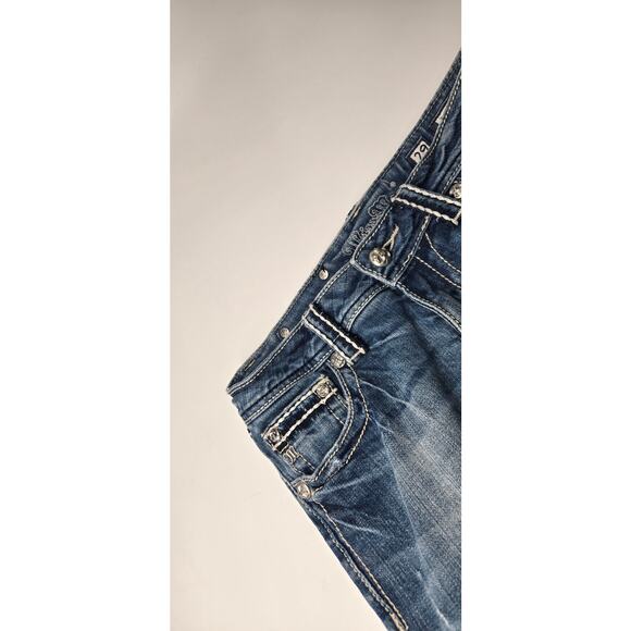 Y1K Miss Me Capri Embroided Pocket Womens 29 Rhinestone Studded Thick Sticking - Picture 5 of 6